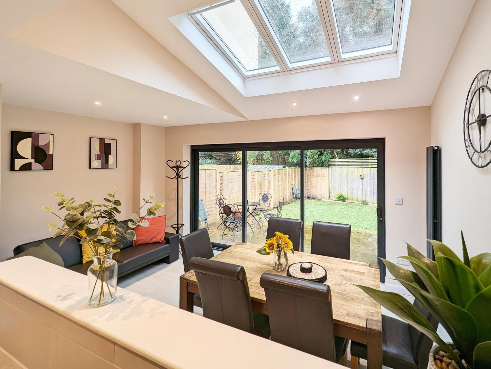 Central Cambridge, Charming 3-Bed House With Free Parking! מראה חיצוני תמונה